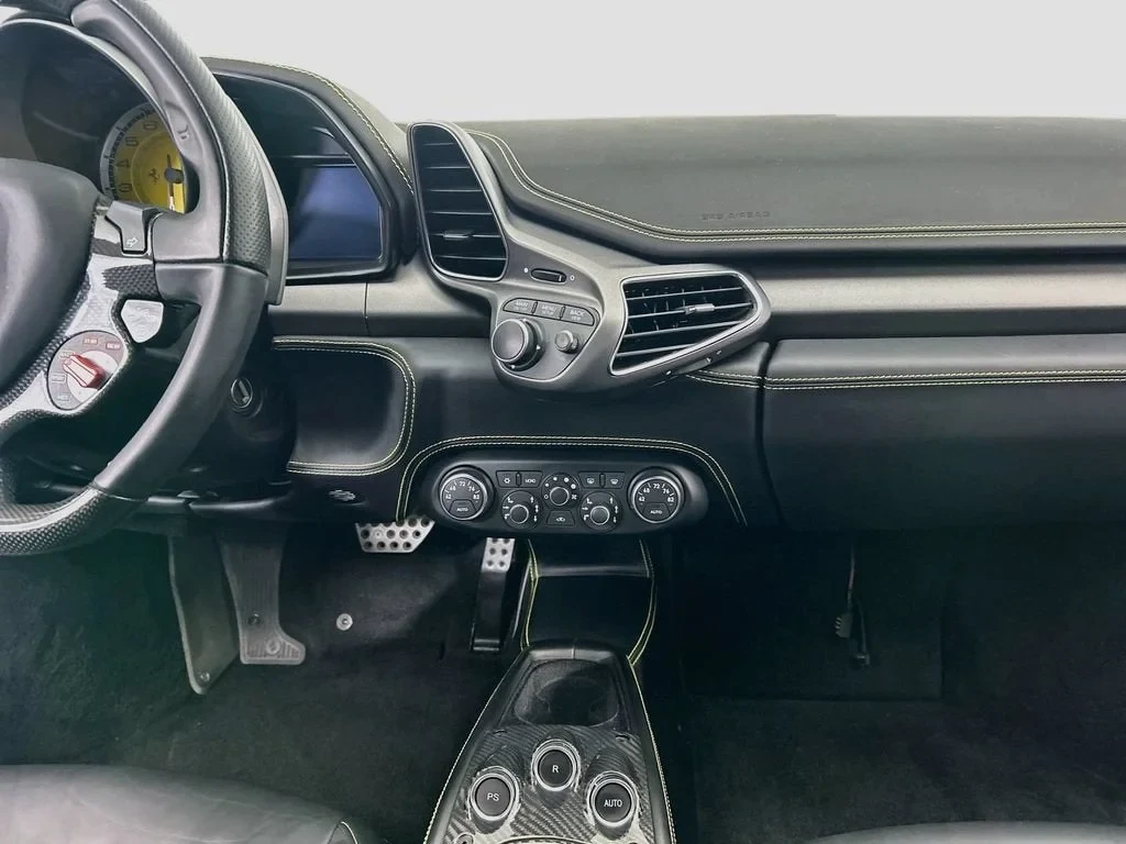 2014 Ferrari 458 Italia, 13/20