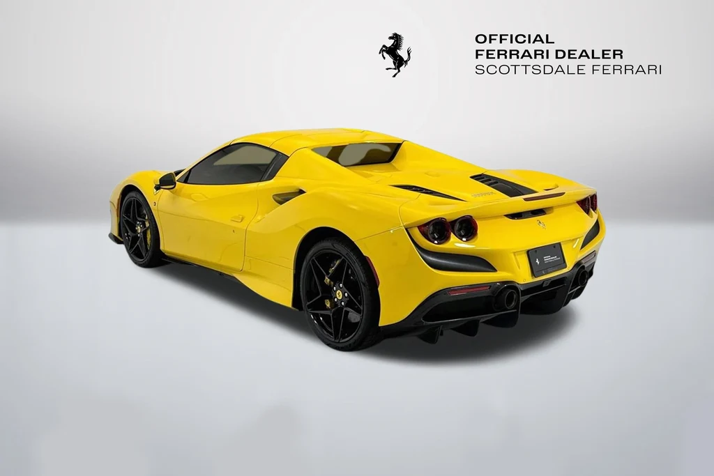 2021 Ferrari F8 Spider, 15/20