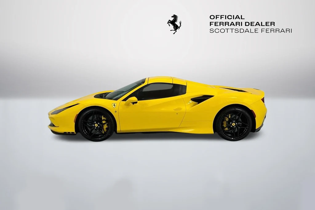 2021 Ferrari F8 Spider, 16/20