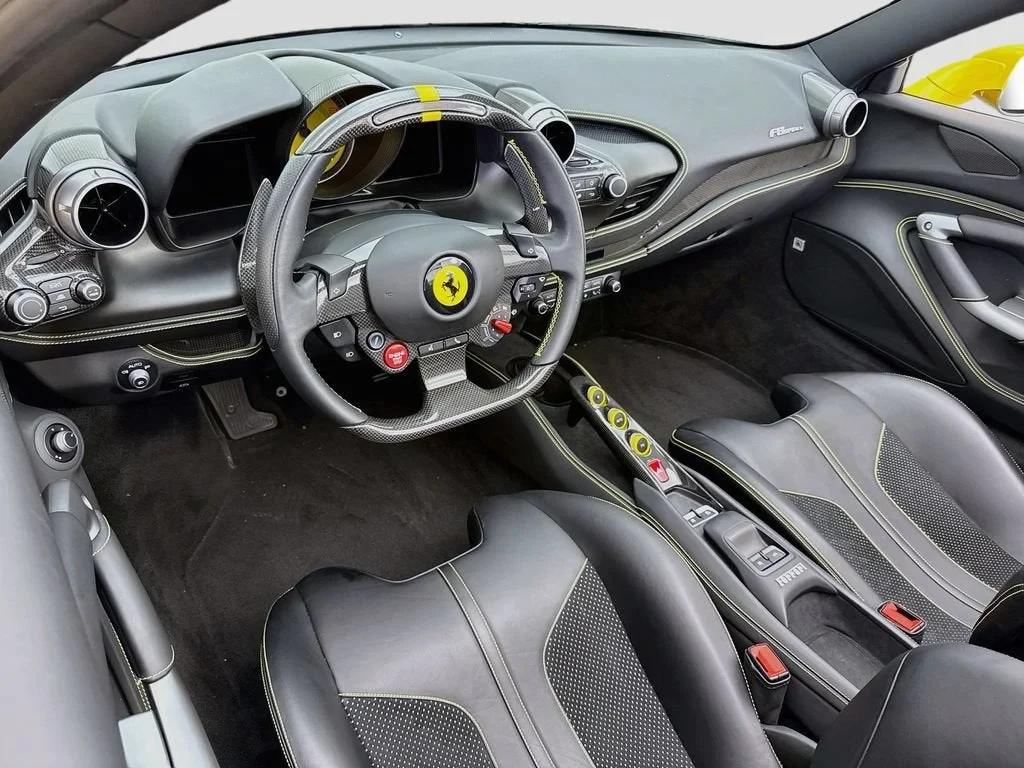 2021 Ferrari F8 Spider, 18/20