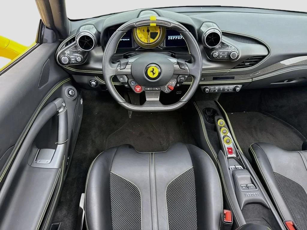 2021 Ferrari F8 Spider, 19/20