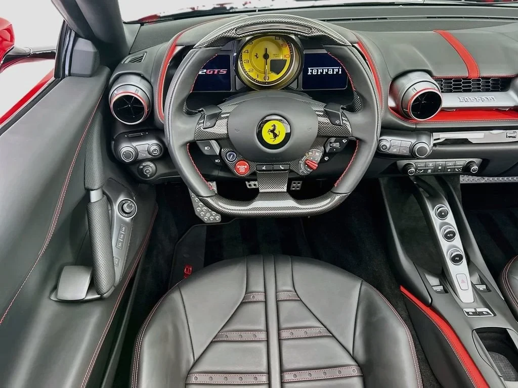 2023 Ferrari 812 GTS, 18/20