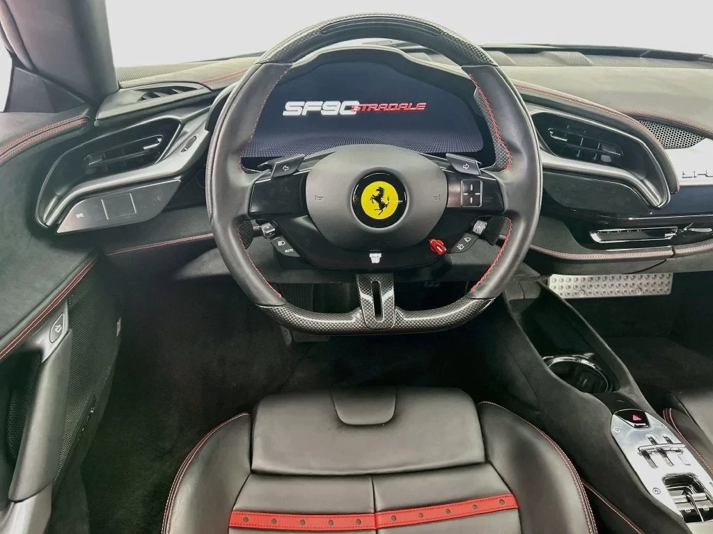2021 Ferrari SF90 Stradale, 10/20