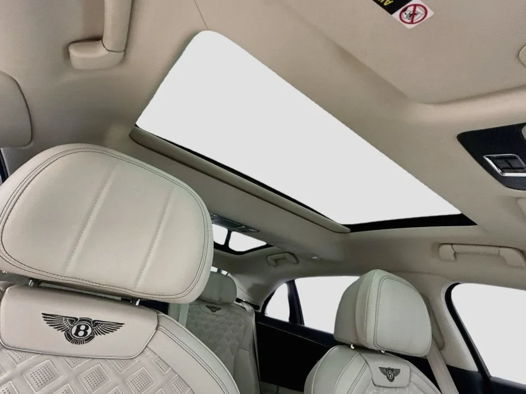 2020 Bentley Flying Spur W12, 17/20