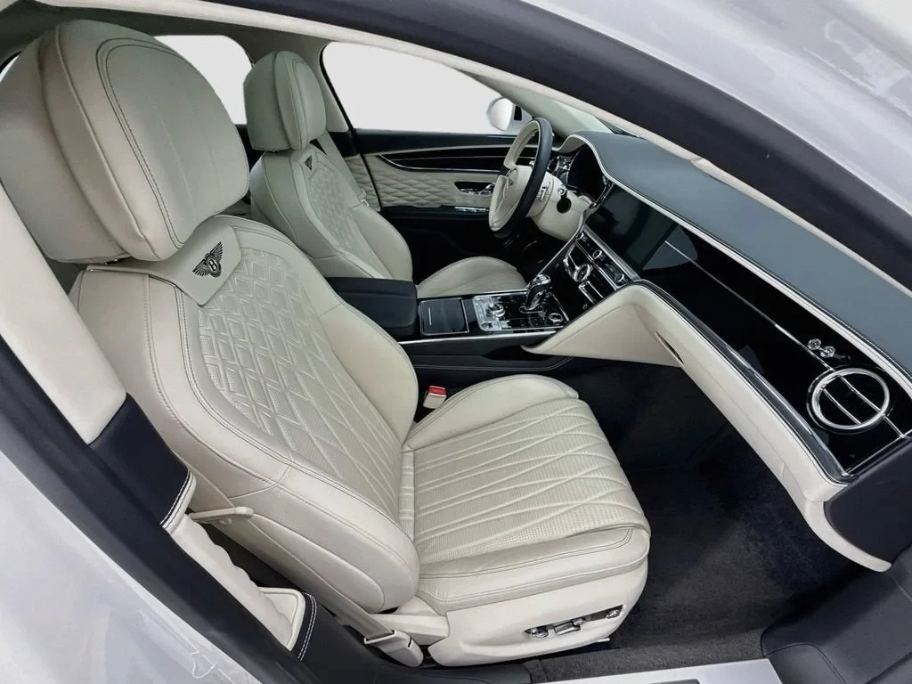 2020 Bentley Flying Spur W12, 19/20