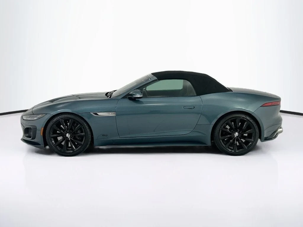 2024 Jaguar F-Type R75, 16/20