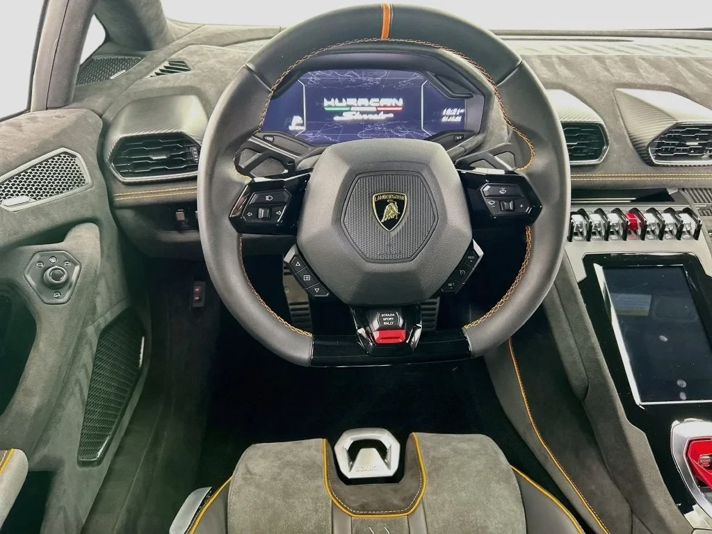 2023 Lamborghini Huracán Sterrato, 10/20