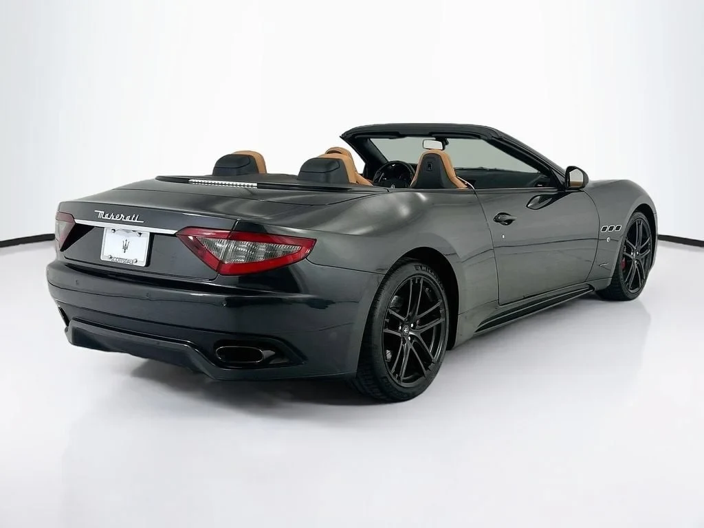 2017 Maserati GranCabrio Sport, 5/20