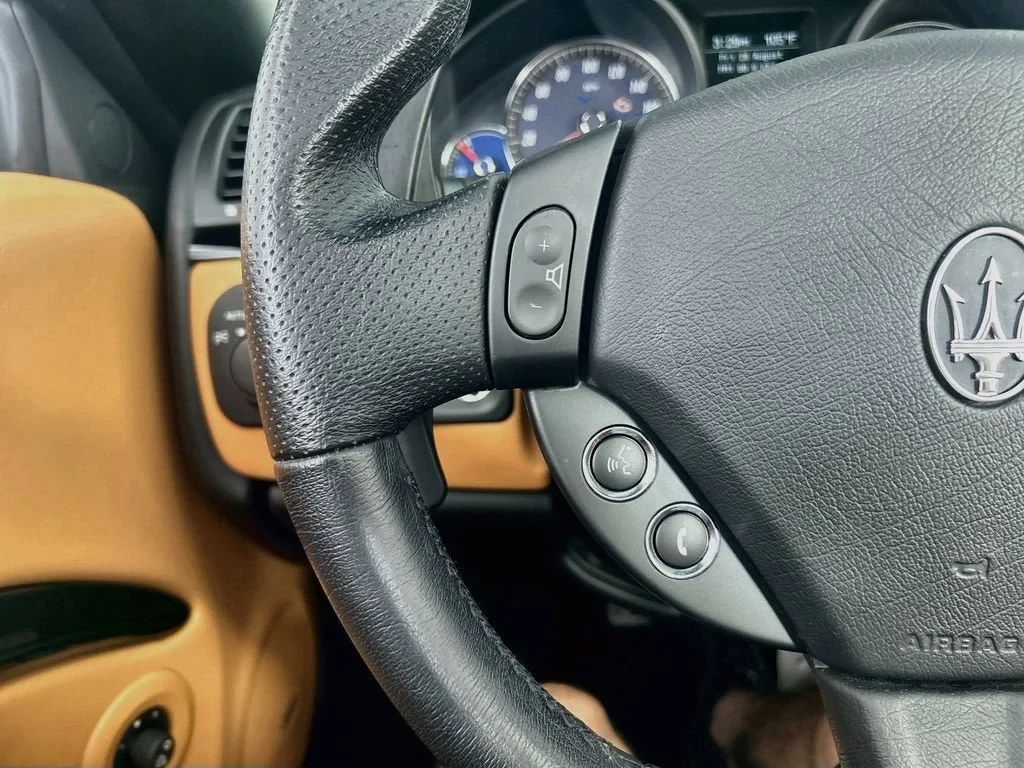 2017 Maserati GranCabrio Sport, 19/20
