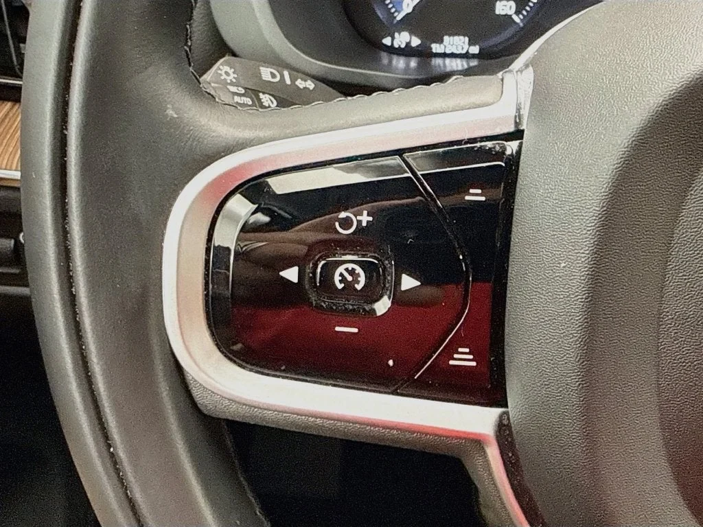 2021 Volvo XC60, 11/20