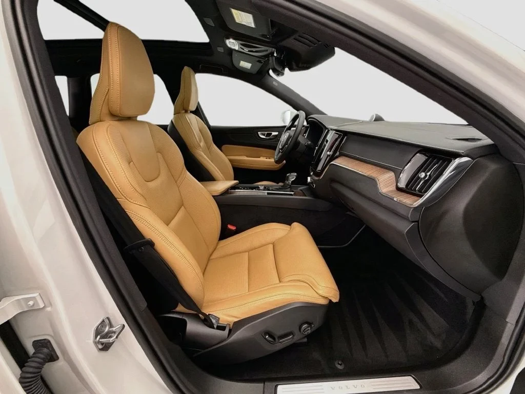 2021 Volvo XC60, 19/20