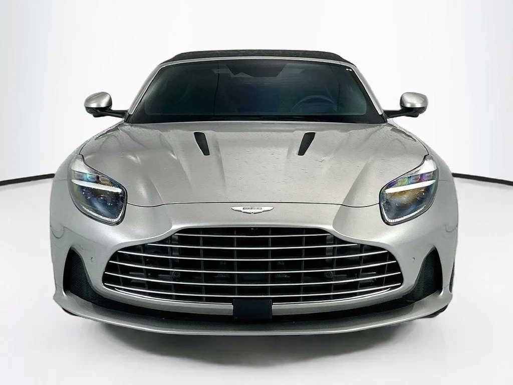 2025 Aston Martin DB12 Volante, 11/30