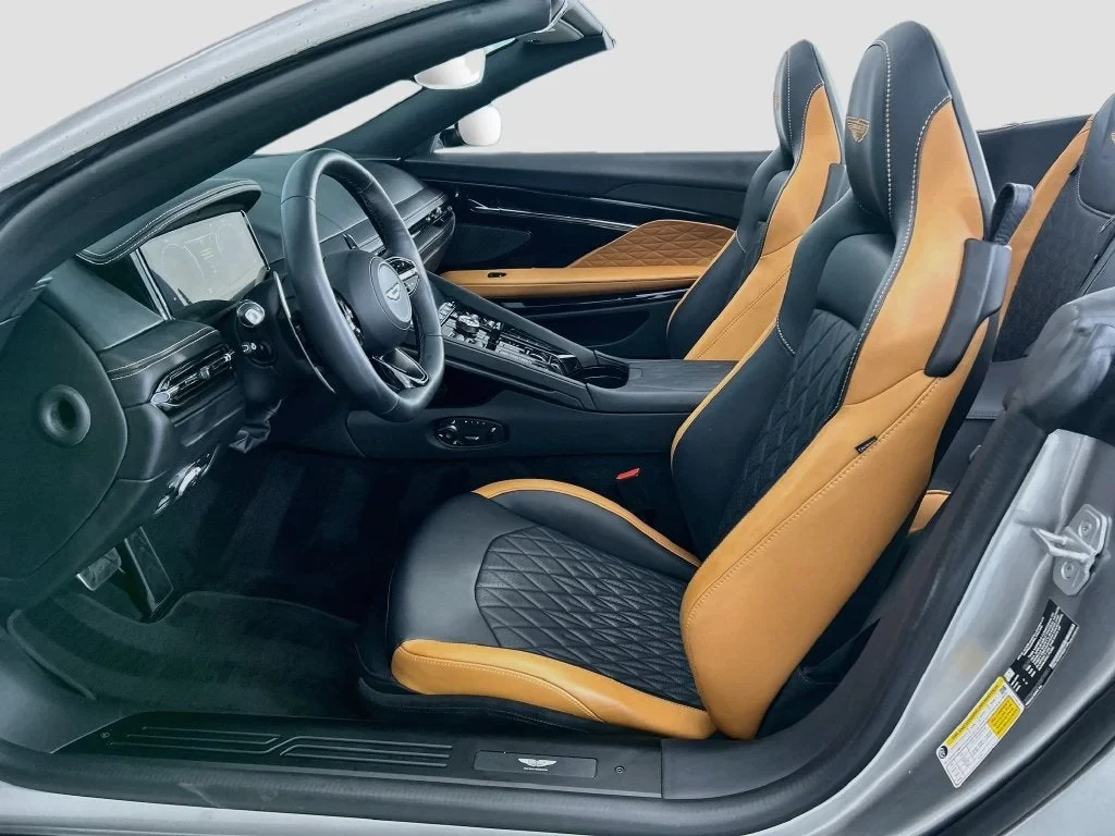 2025 Aston Martin DB12 Volante, 22/30