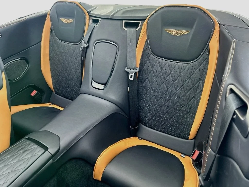 2025 Aston Martin DB12 Volante, 24/30