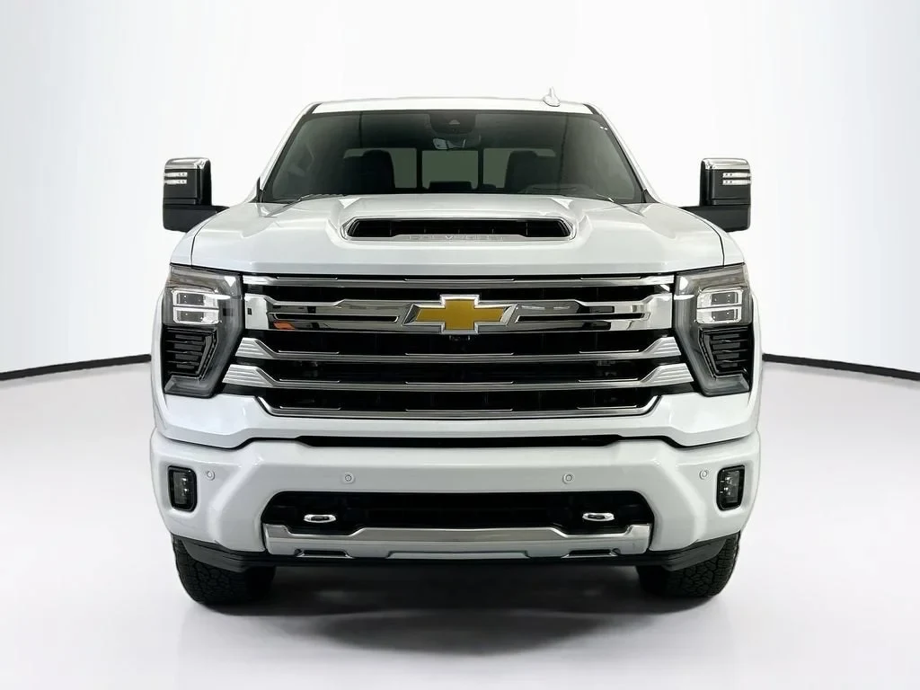 2026 Chevrolet Silverado 3500HD, 3/30