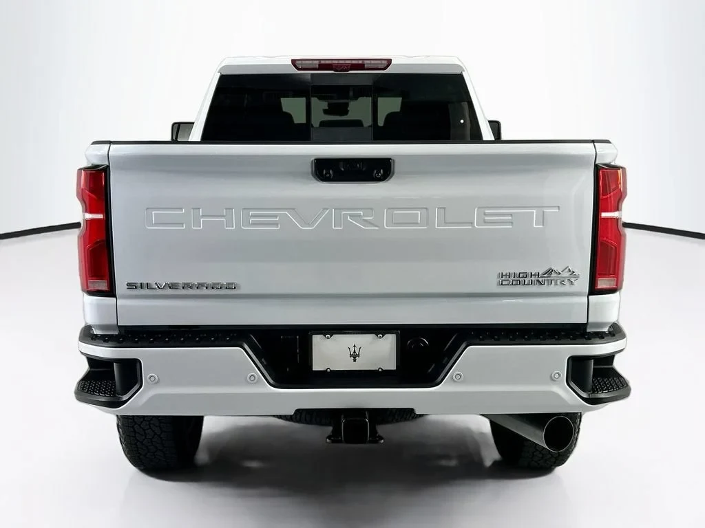 2026 Chevrolet Silverado 3500HD, 6/30