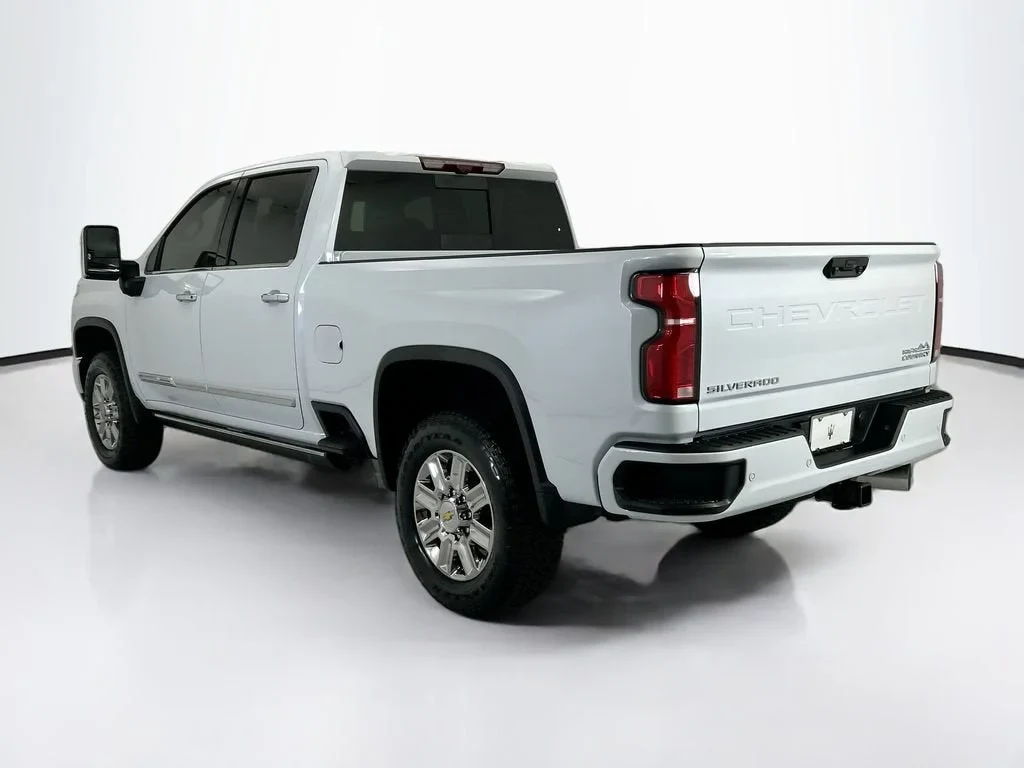 2026 Chevrolet Silverado 3500HD, 7/30