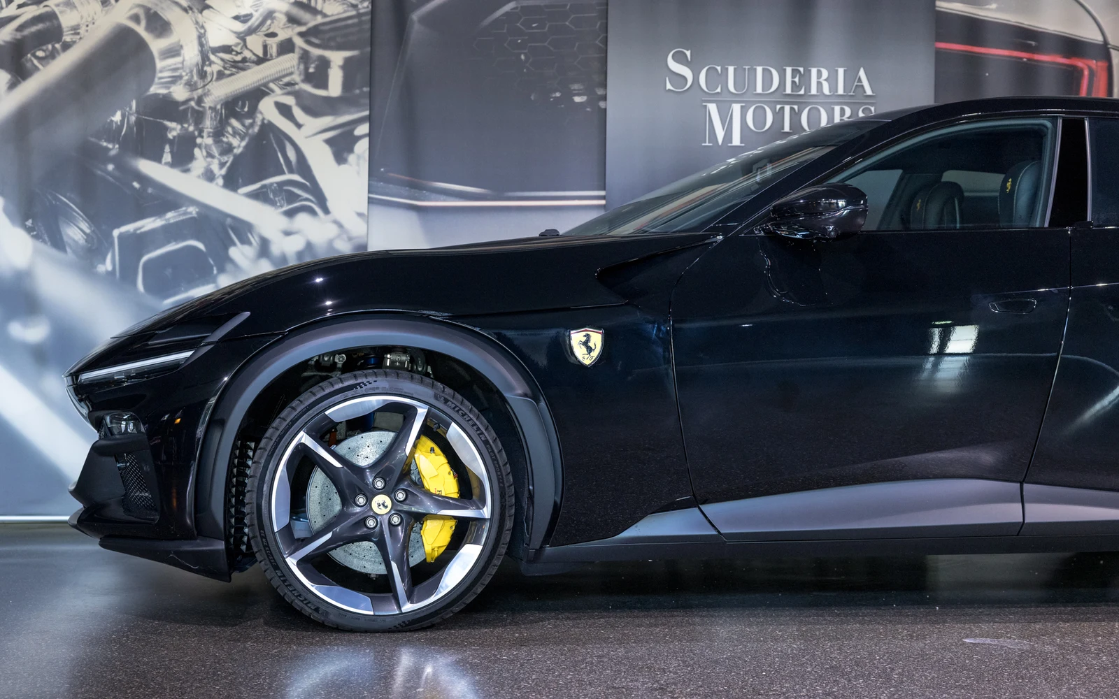 Ferrari Purosangue, 5/10