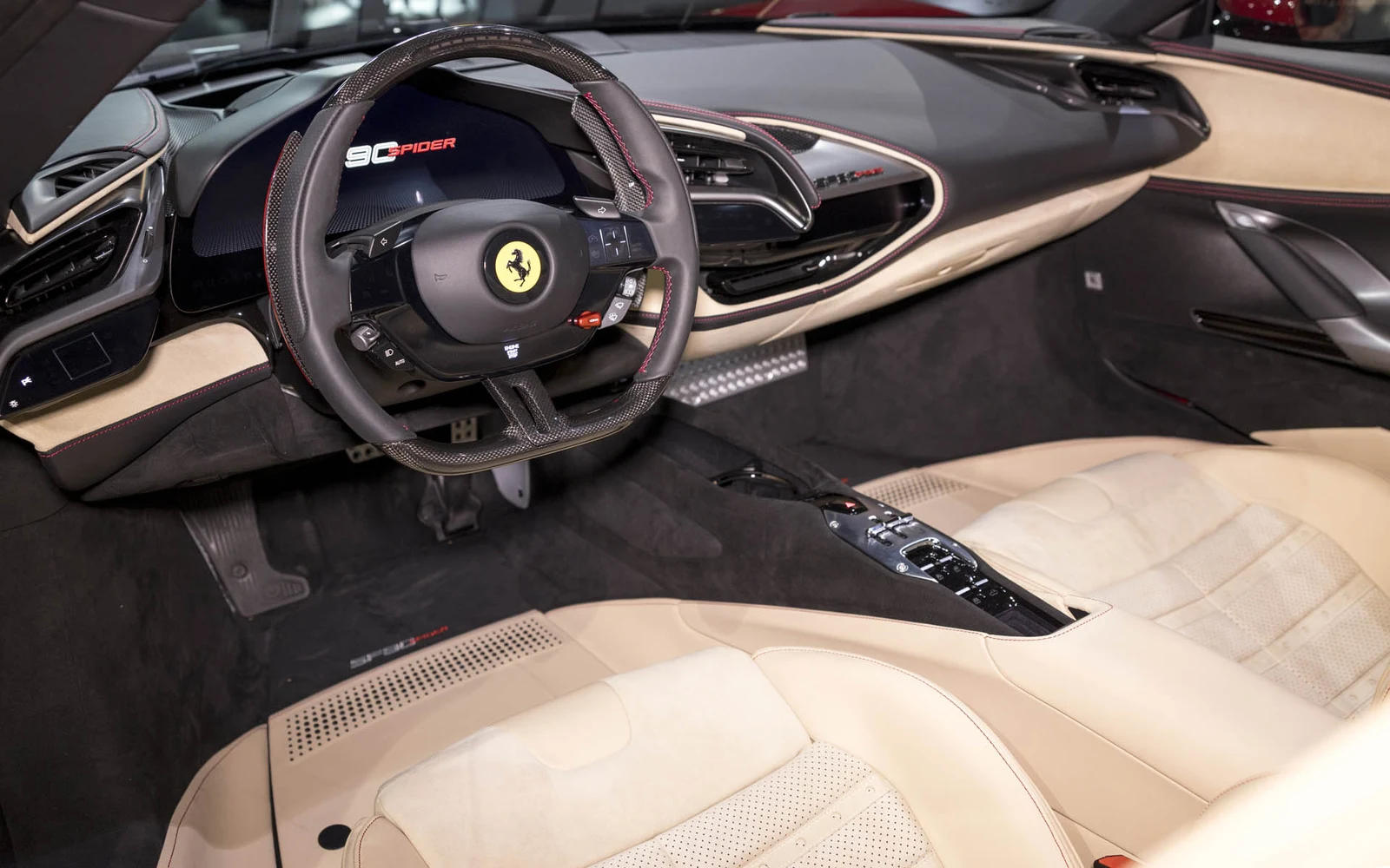 Ferrari SF90 Spider, 9/10