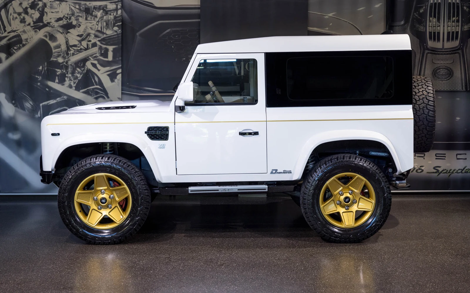 Land Rover Defender 90 Dnovanta, 2/10
