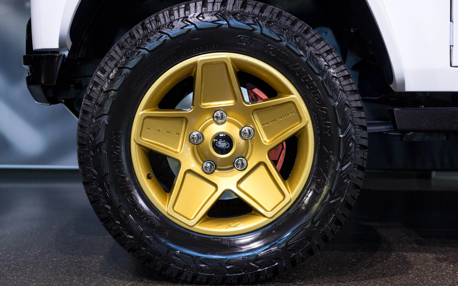 Land Rover Defender 90 Dnovanta, 7/10