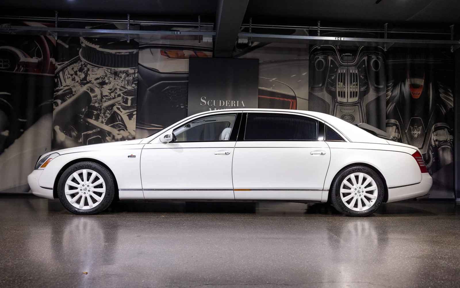 Maybach 62 S Landaulet, 3/10