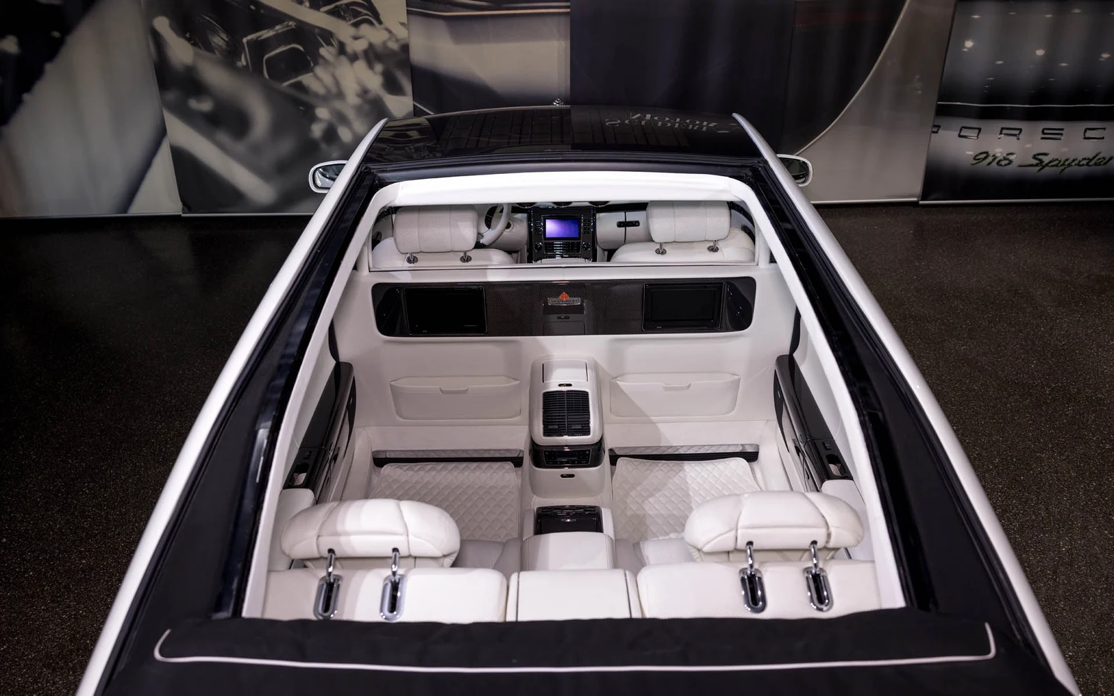 Maybach 62 S Landaulet, 10/10