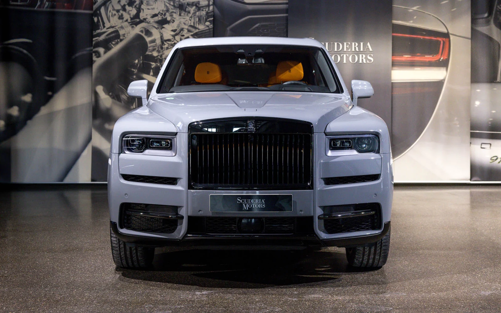 Rolls-Royce Cullinan Black Badge, 7/10