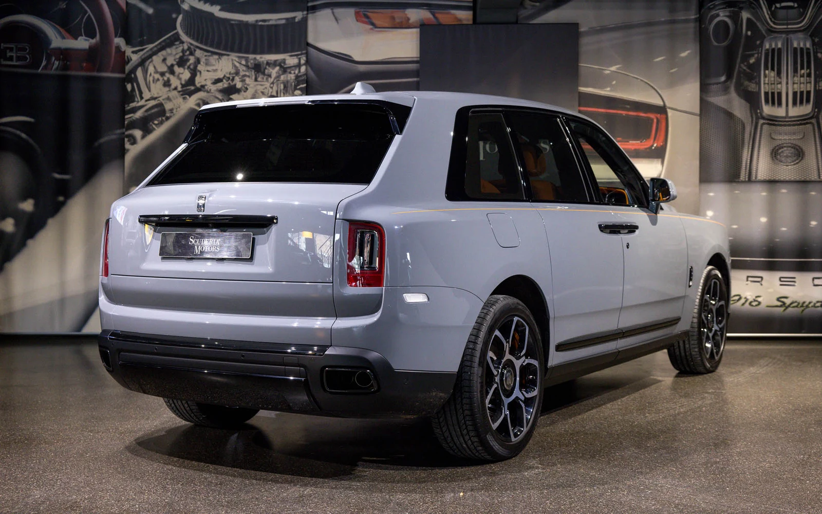 Rolls-Royce Cullinan Black Badge, 9/10