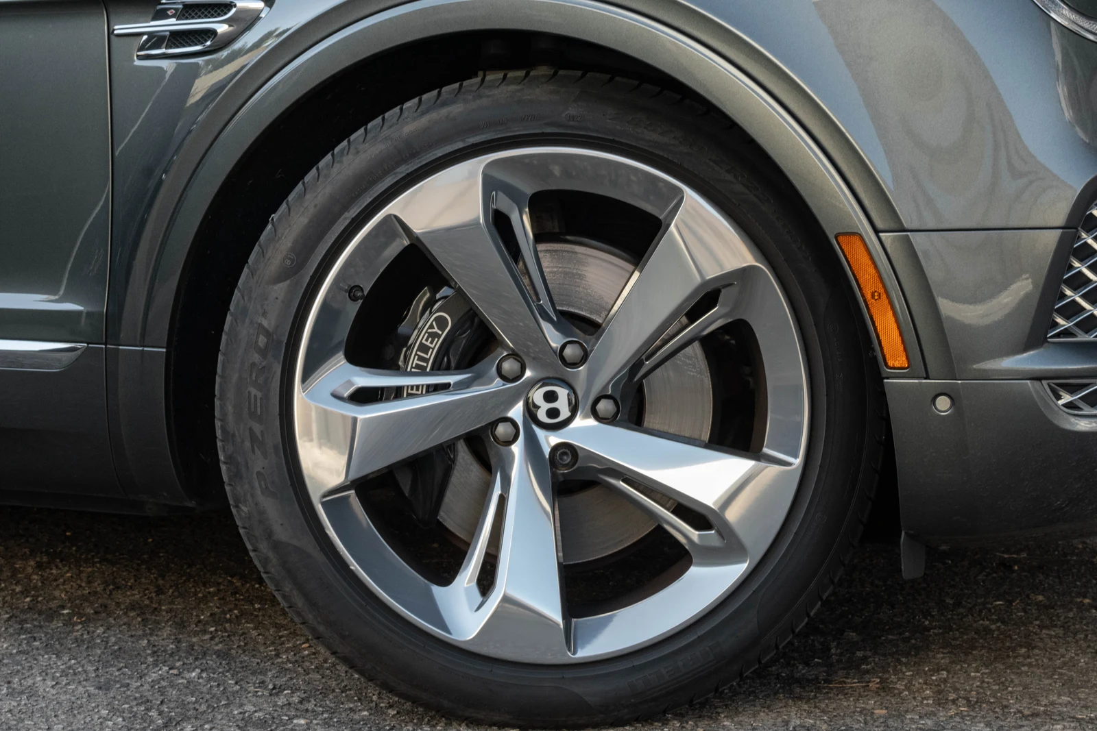 Bentley Bentayga W12, 2/10