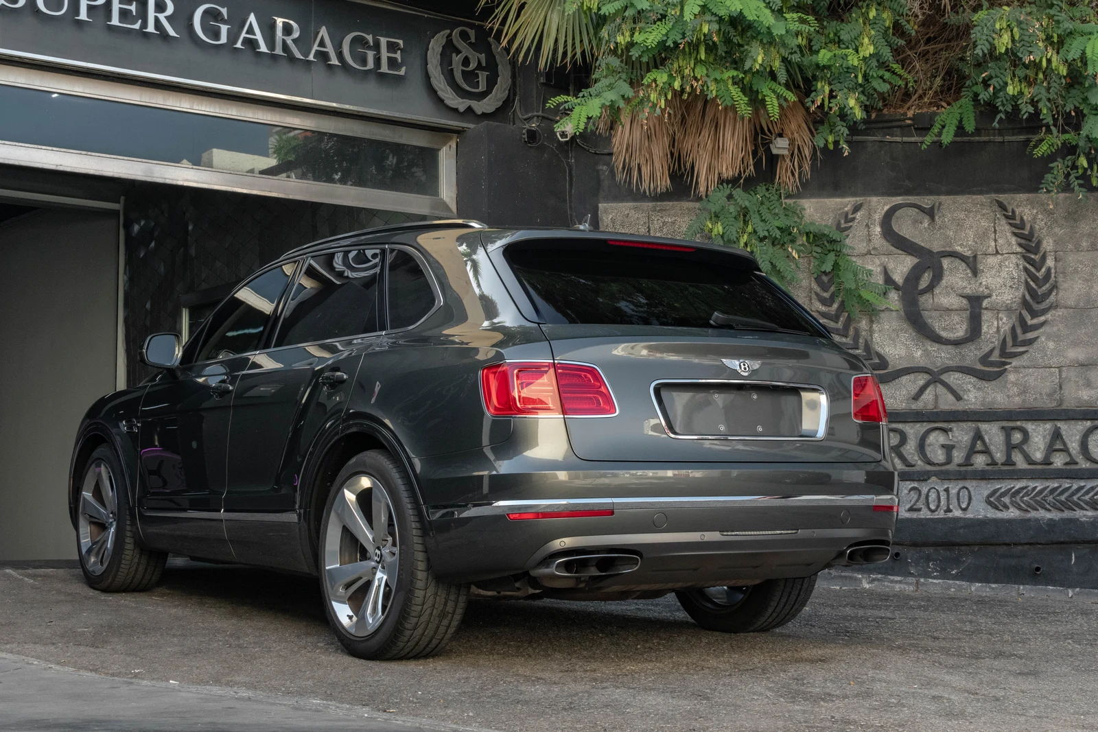 Bentley Bentayga W12, 7/10