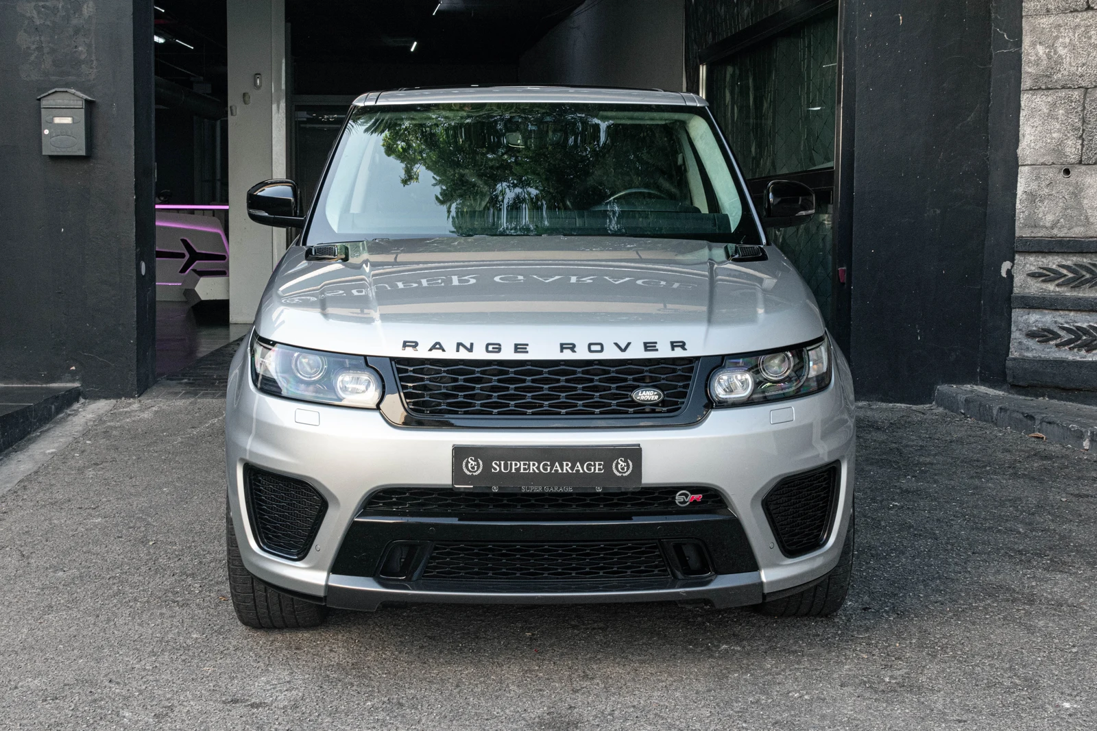 2017 Land Rover Range Rover Sport SVR, 5/10
