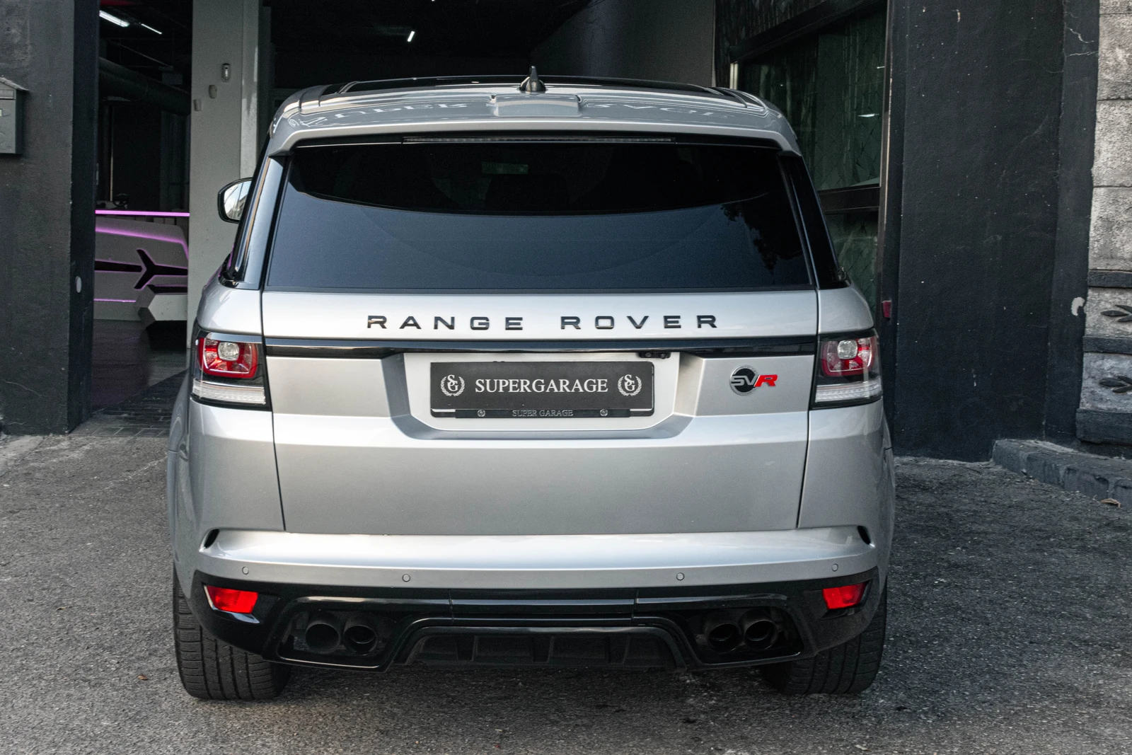 2017 Land Rover Range Rover Sport SVR, 9/10