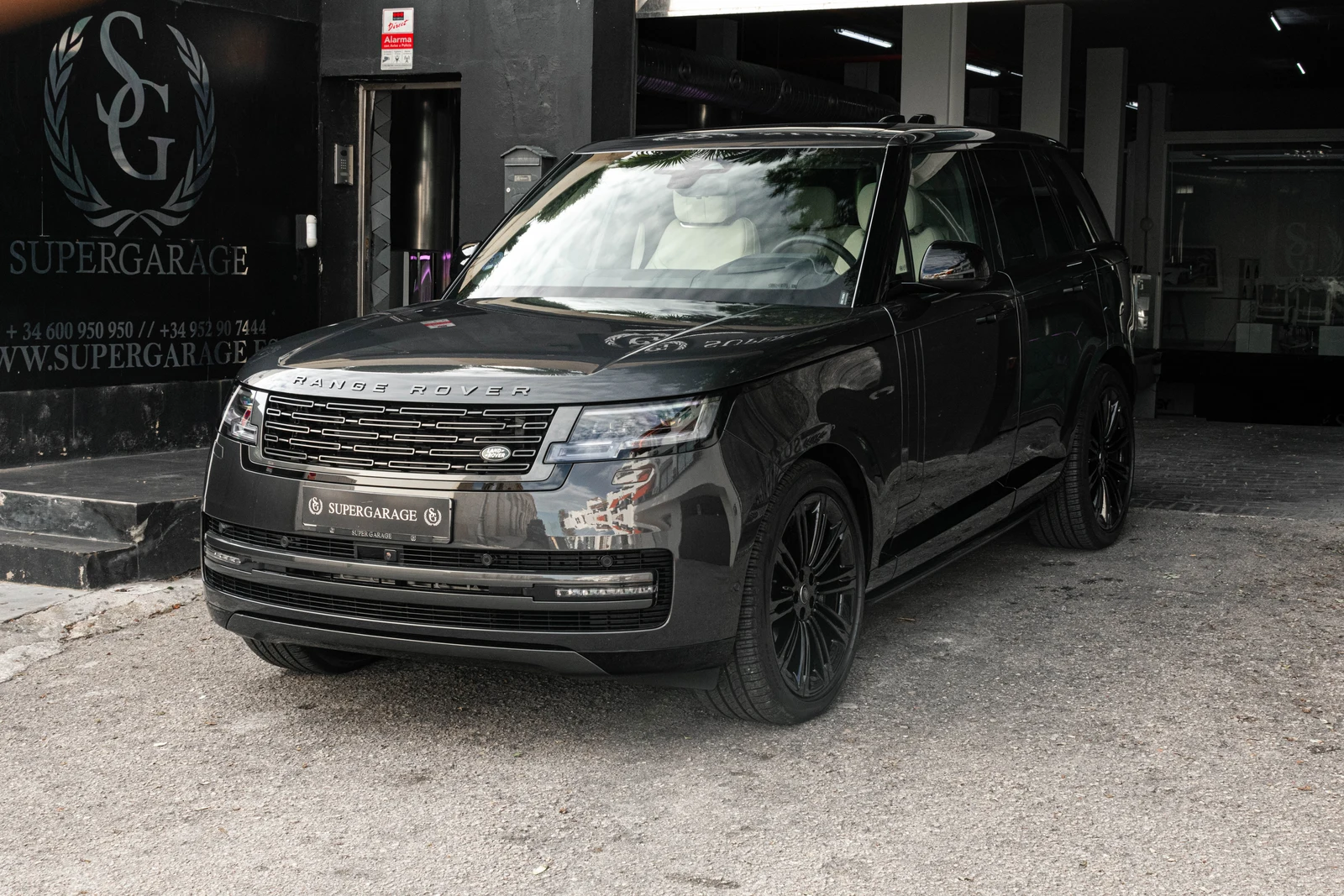 2023 Land Rover Range Rover, 7/10