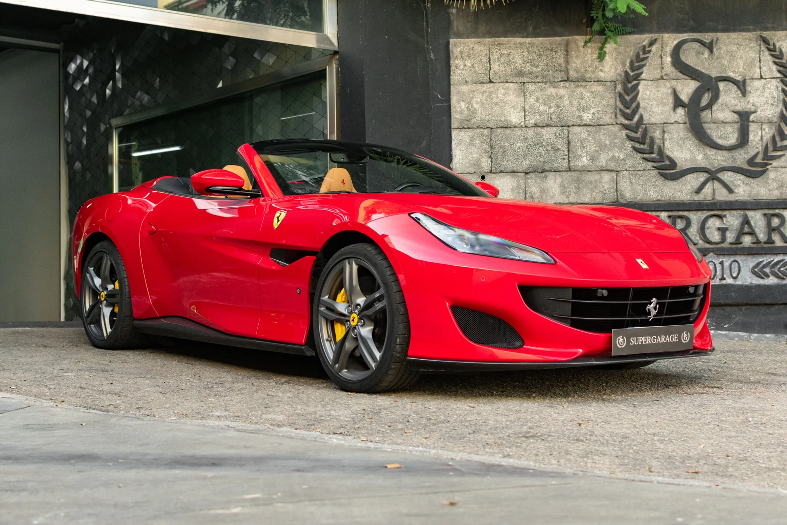 2019 Ferrari Portofino, 6/10