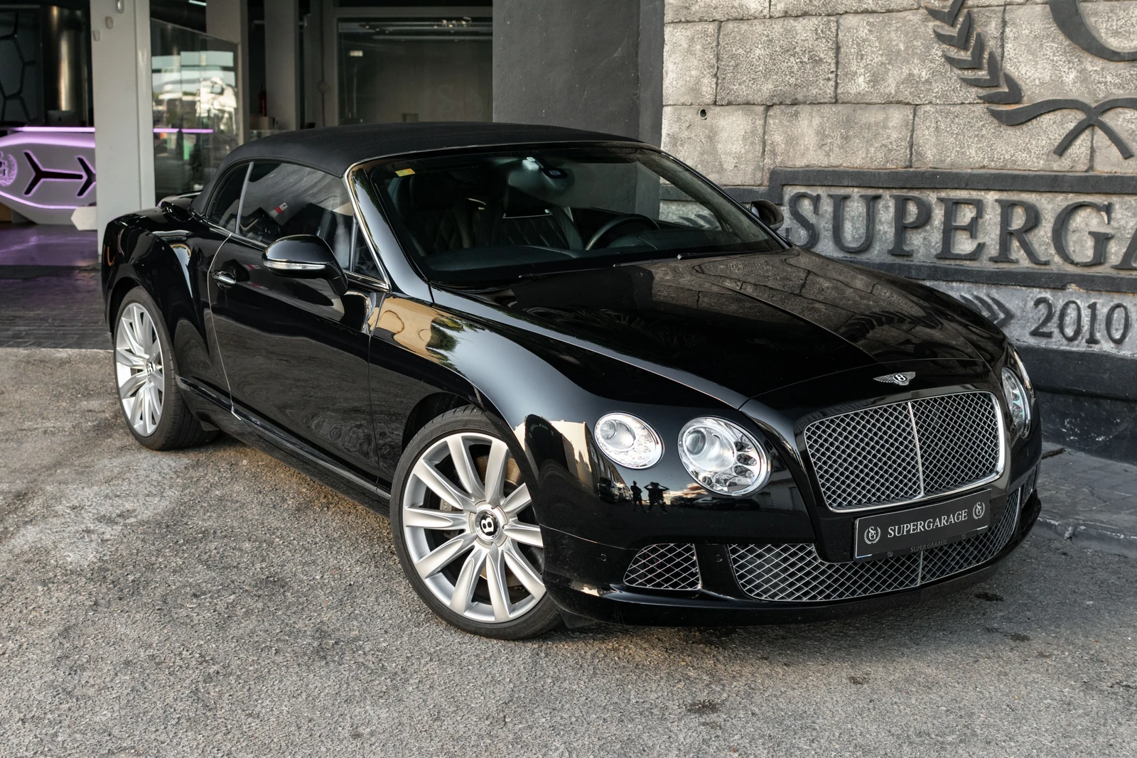 Bentley Continental GTC W12 · black · SuperGarage Marbella