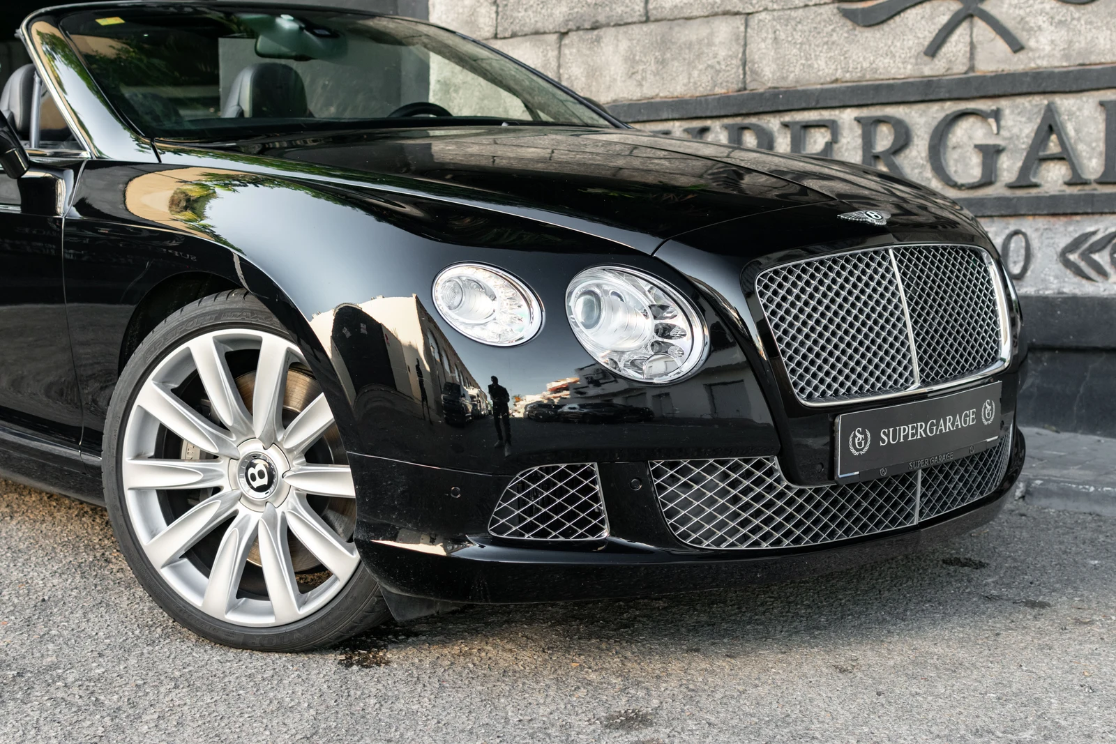 2012 Bentley Continental GTC W12, 5/10