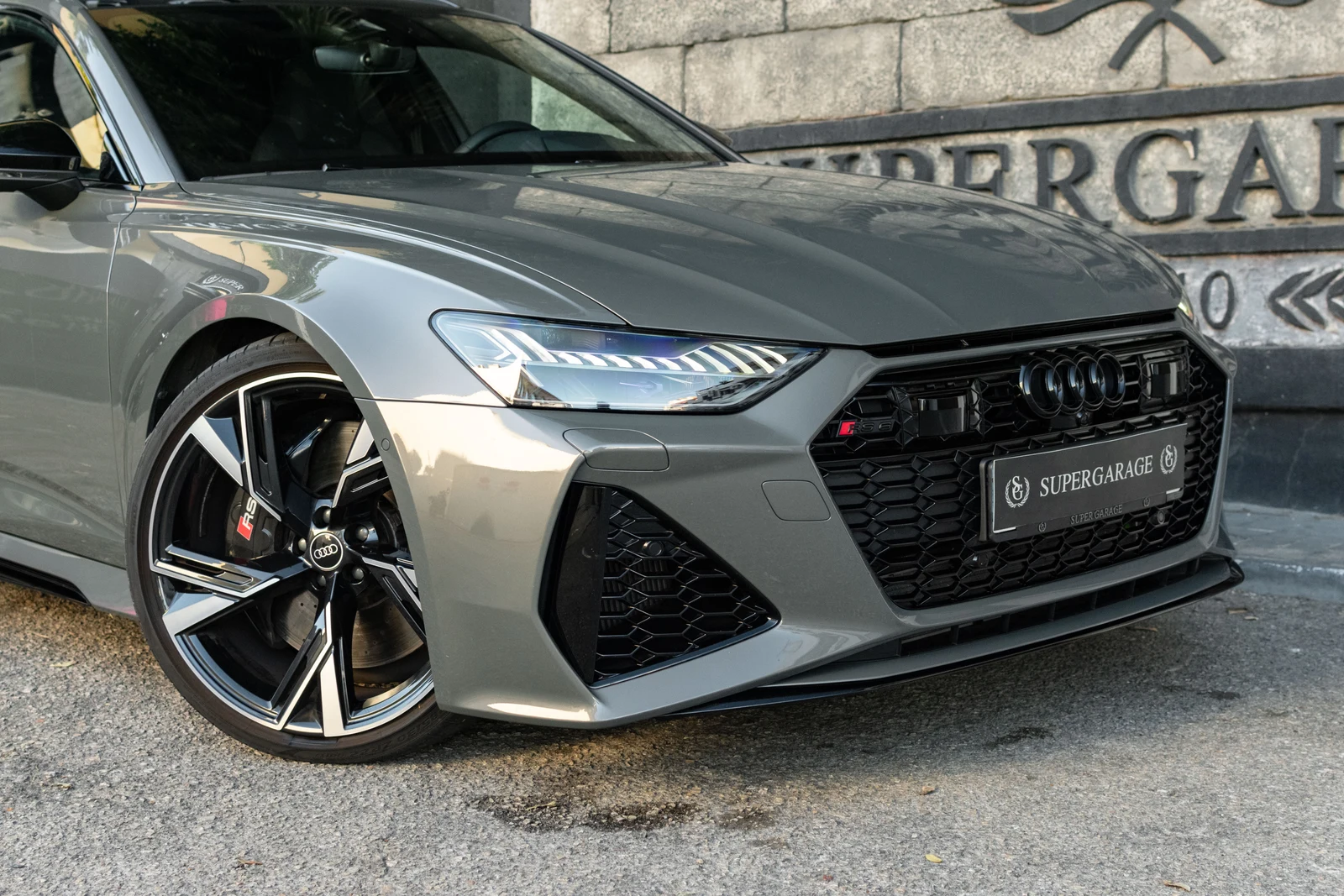 2020 Audi RS6 Avant, 2/10