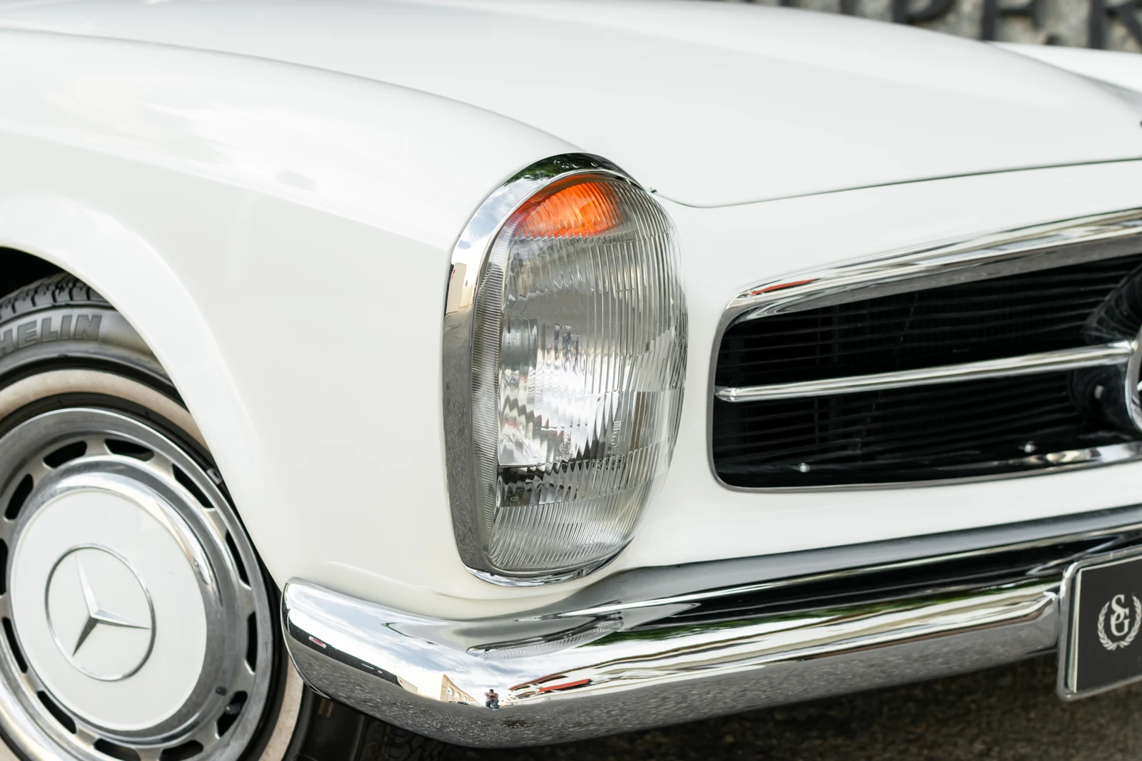 1969 Mercedes-Benz 280 SL, 3/10