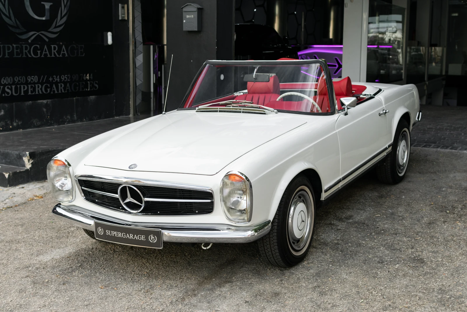 1969 Mercedes-Benz 280 SL, 7/10