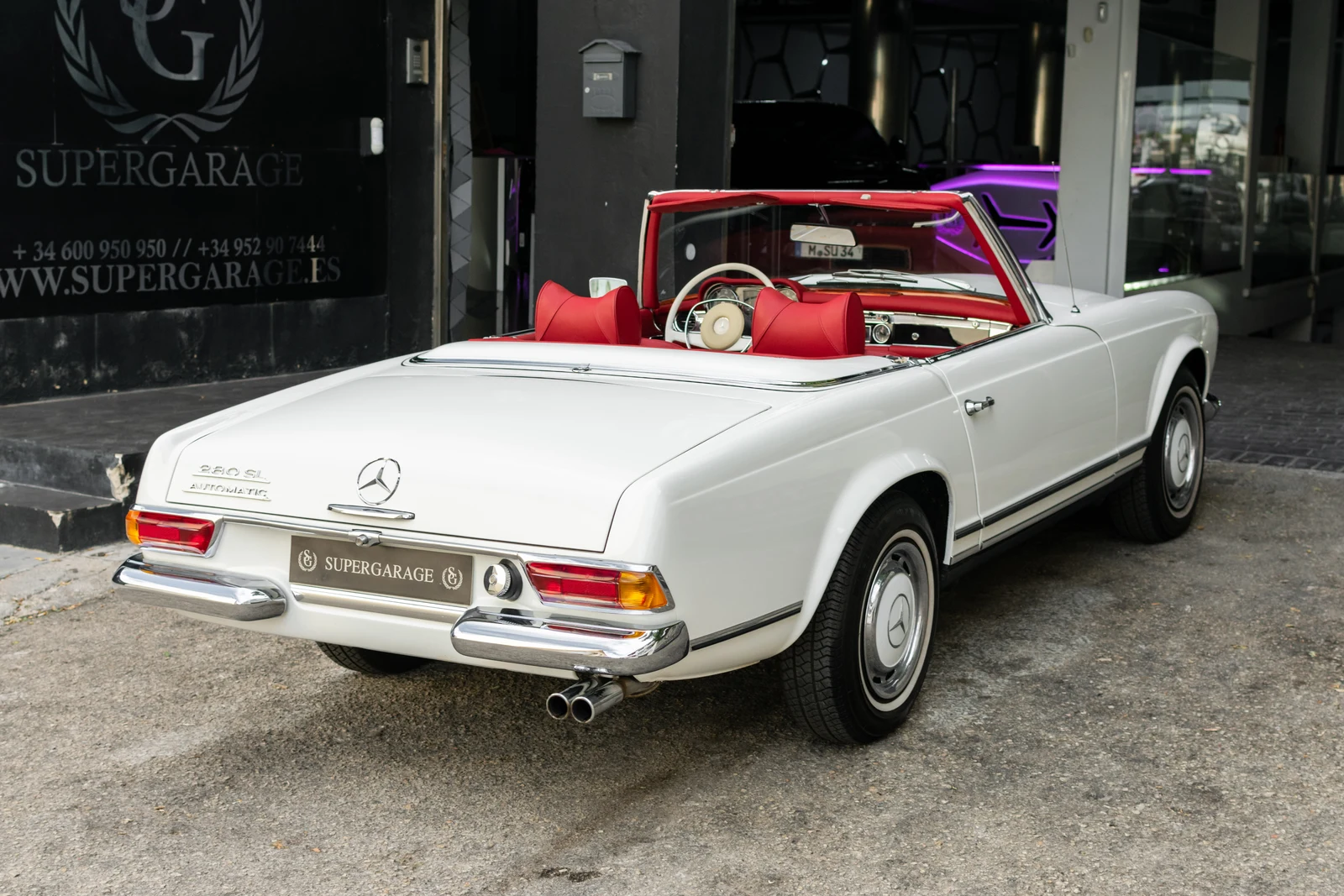 1969 Mercedes-Benz 280 SL, 8/10