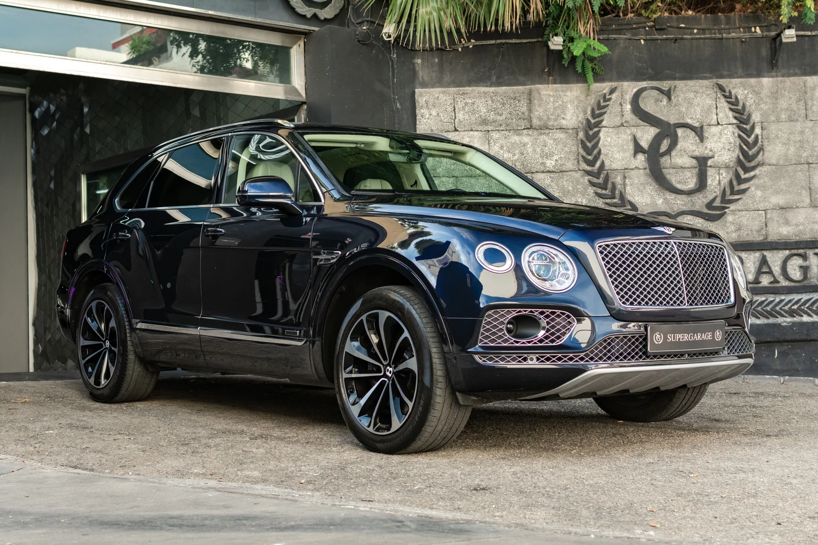2018 Bentley Bentayga Diesel, 5/10
