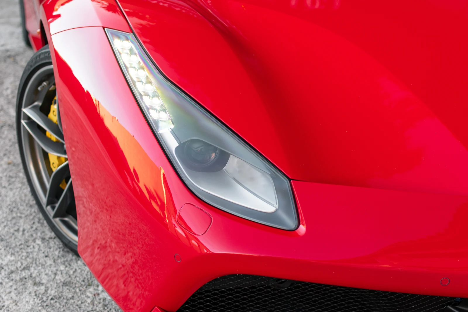 2018 Ferrari 488 Spider, 6/10