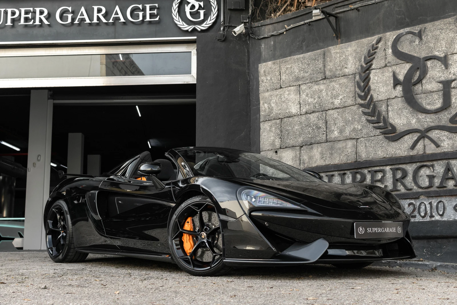 McLaren 570S Spider · Onyx Black · SuperGarage Marbella