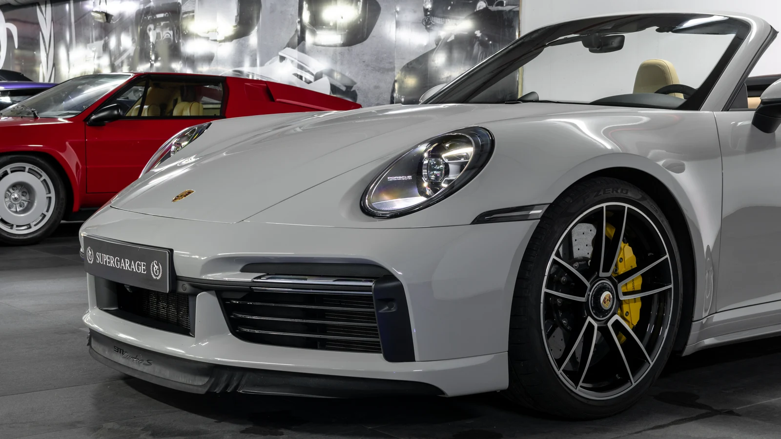 2020 Porsche 911 (992) Turbo S Cabriolet, 2/10