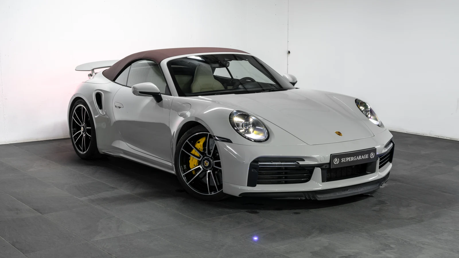 2020 Porsche 911 (992) Turbo S Cabriolet, 4/10
