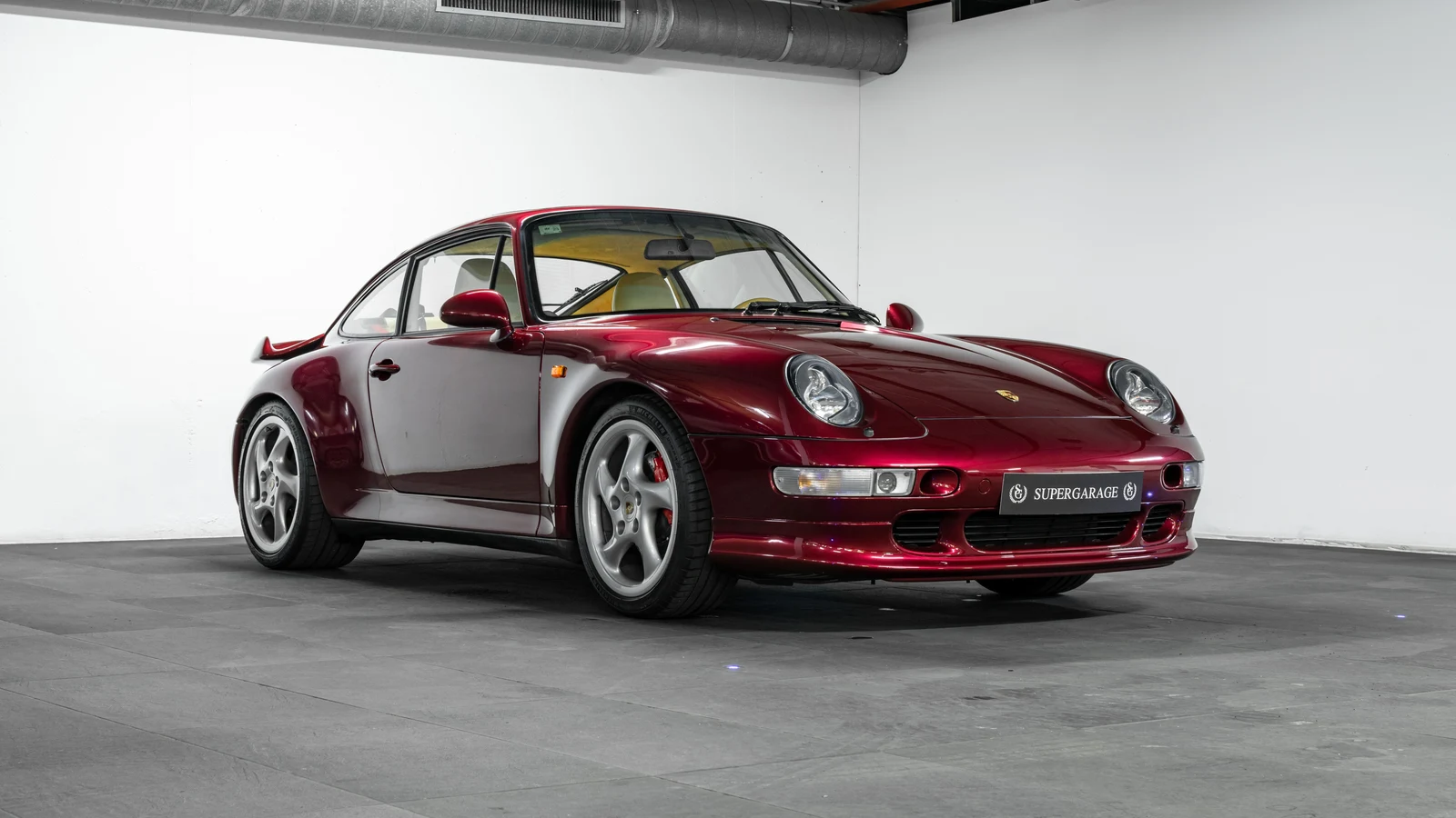 Porsche 911 (993) Turbo · Arena Red Metallic · SuperGarage Marbella