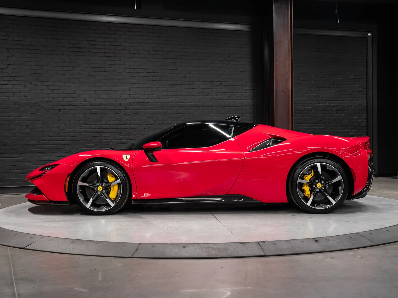 2023 Ferrari SF90 Stradale, 12/30