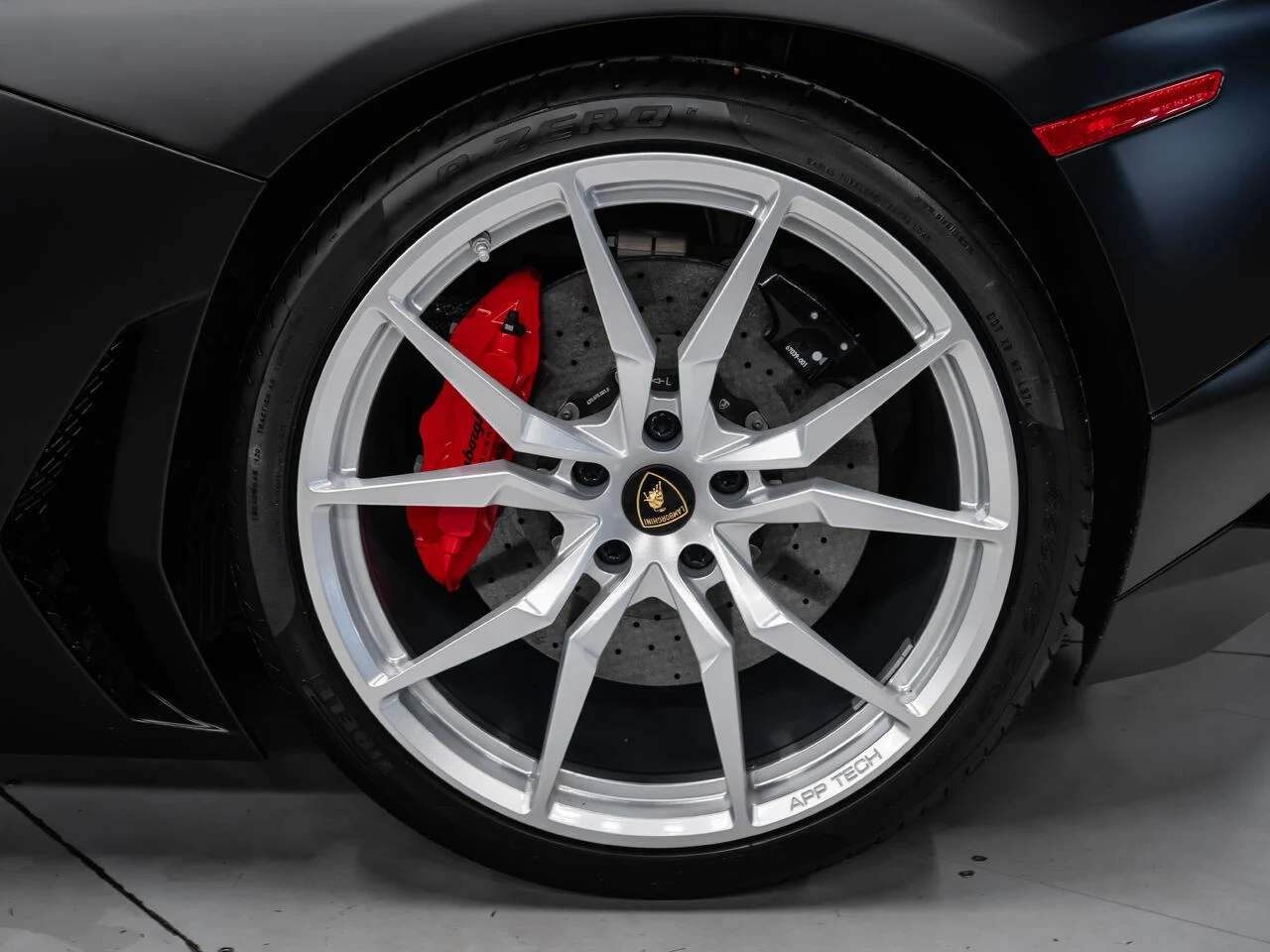 2017 Lamborghini Aventador, 19/30