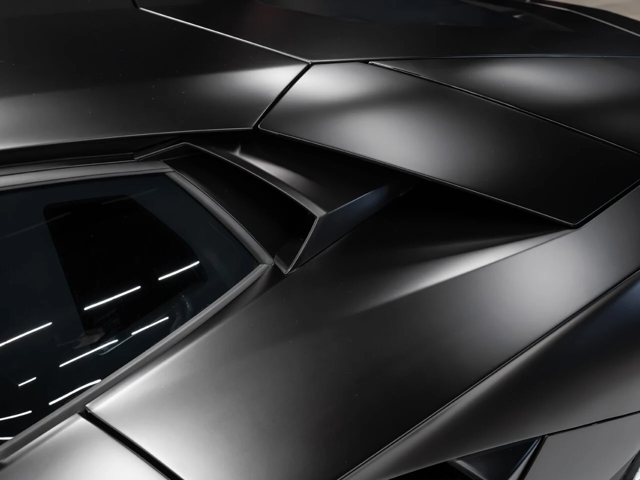 2017 Lamborghini Aventador, 24/30